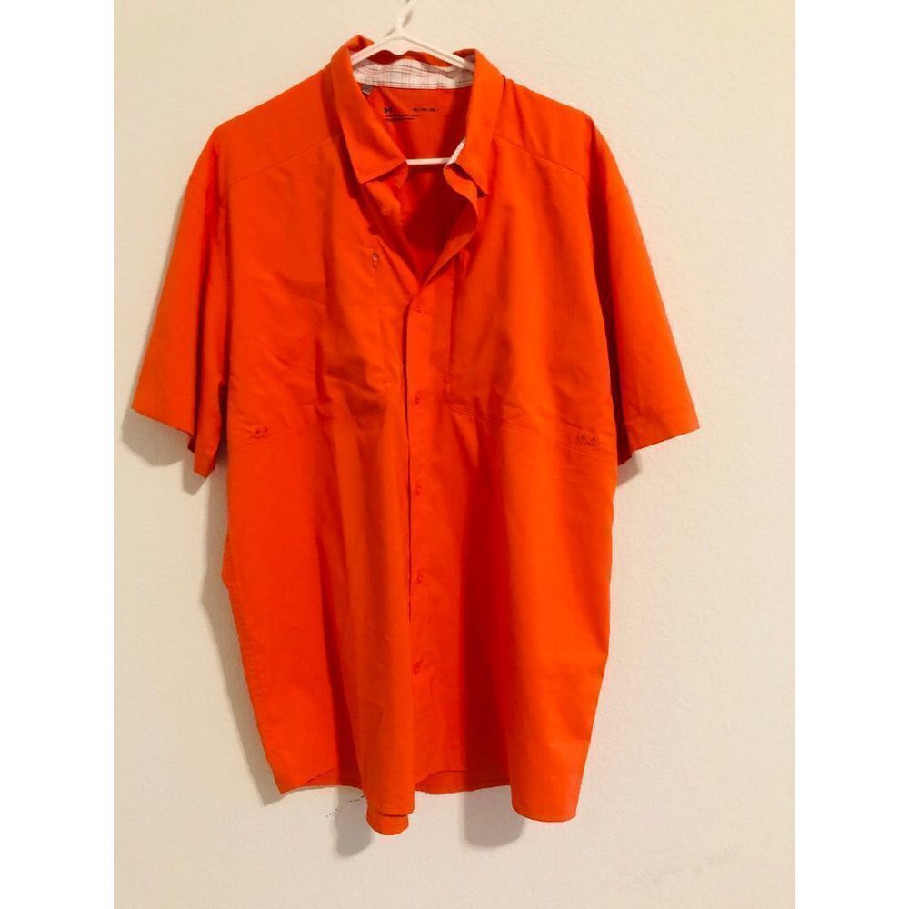 Underarmour XL breathable orange men’s  polo shirt loose fit